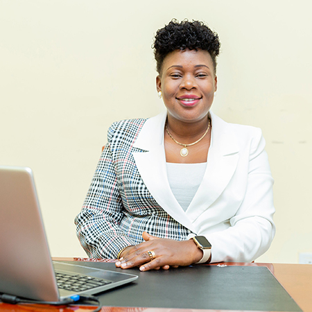 Mme Vanessa NSHIMIRA